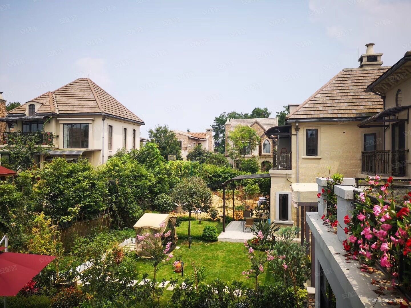             保利石象湖独栋别墅