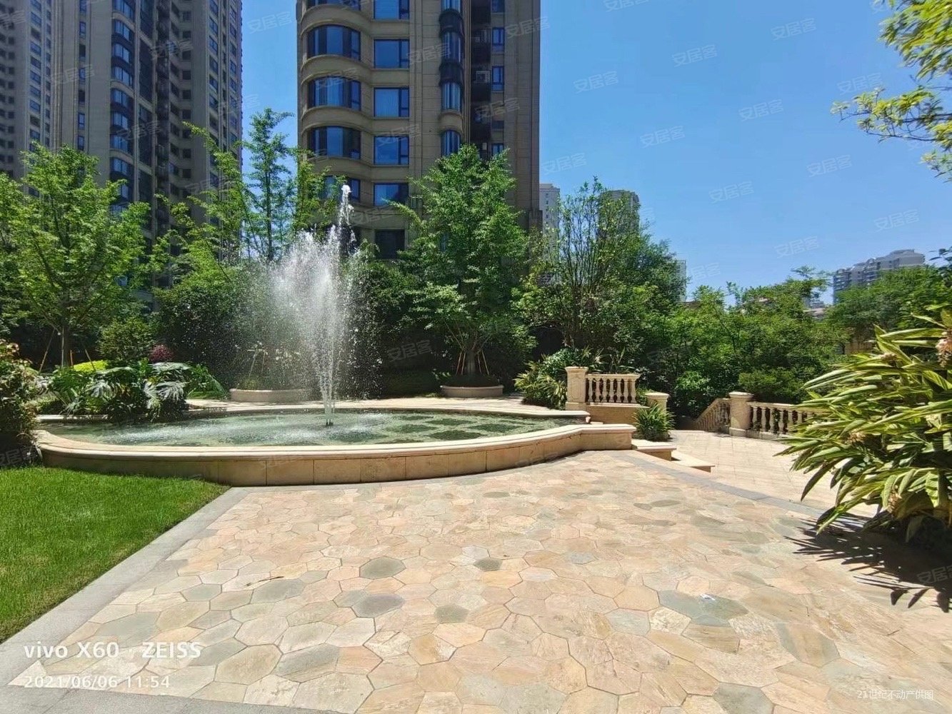 出售汤家桥尚品半岛顶跃176平666w