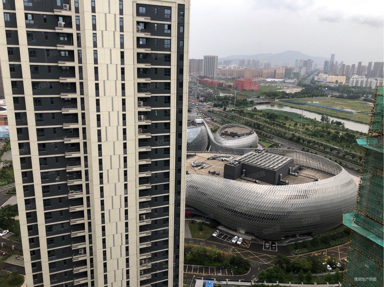 万达商圈财信铂悦府毛坯大三房双阳台品质的享受