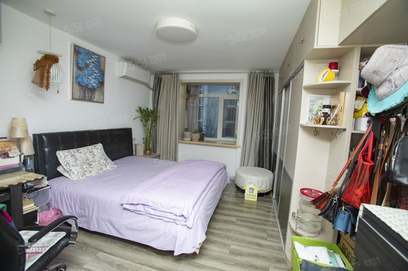 宁乐里2室1厅1卫客厅朝南客厅带阳台