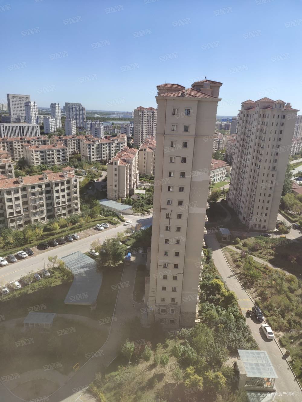 东城领秀d区110平两室电梯洋房