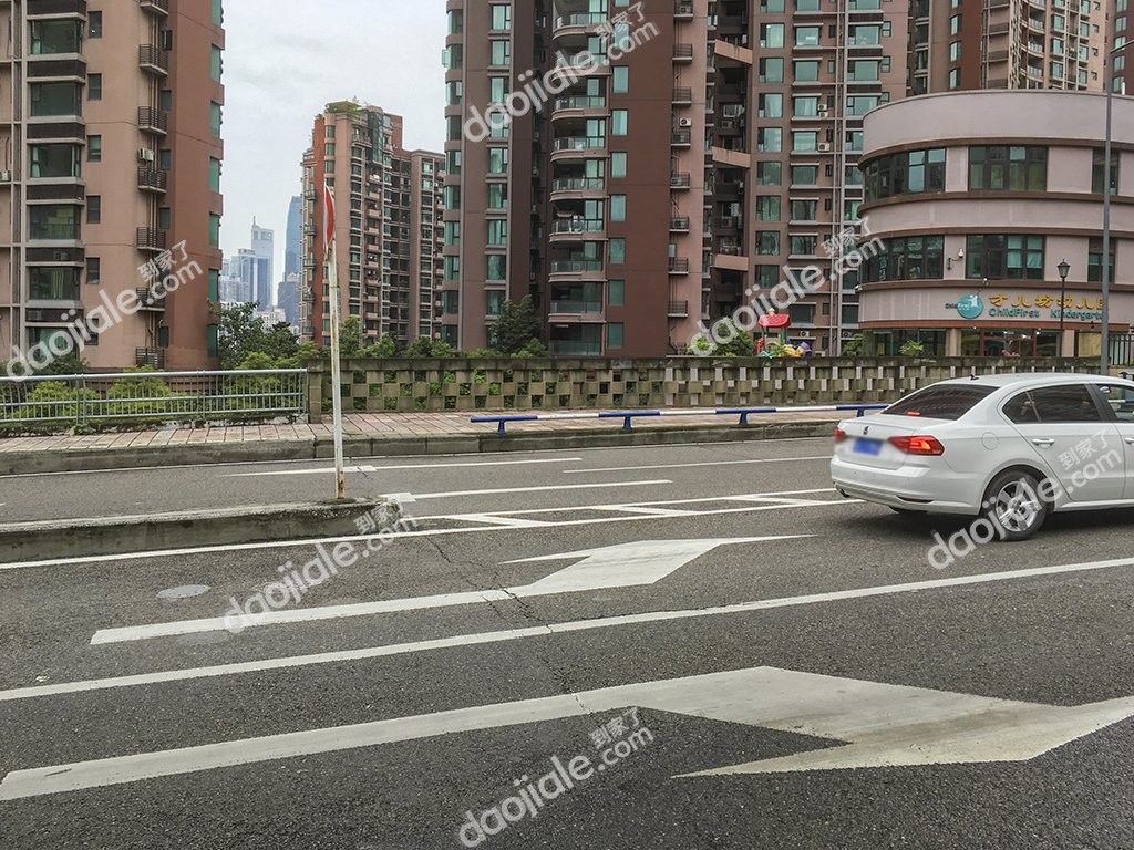 南坪东路 珊瑚水岸一期四房479万