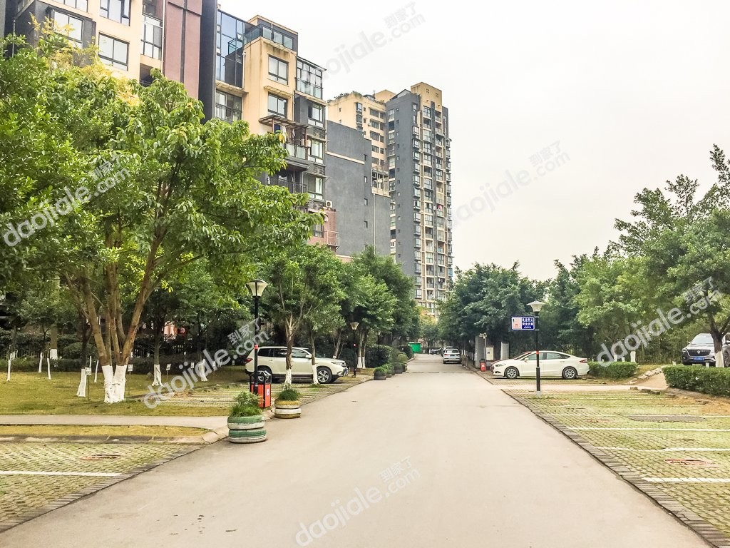 城北新区 北温泉九号三房138万