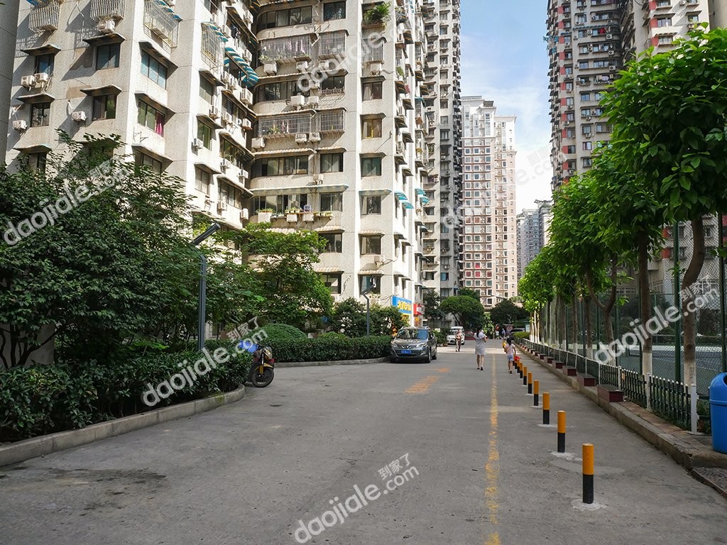 渝北区 加州花园4房128万