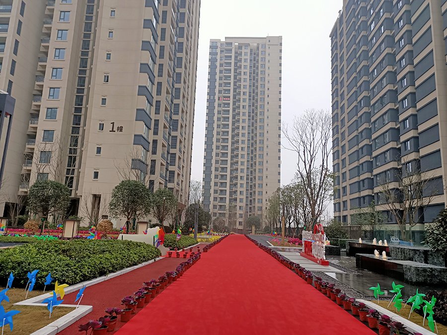 渝北区 世茂璀璨天城3房135万