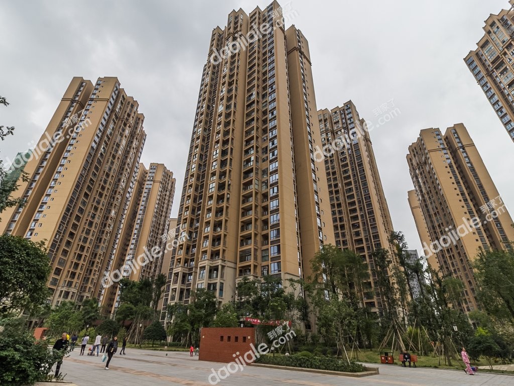 两路空港 长安锦尚城三房130万