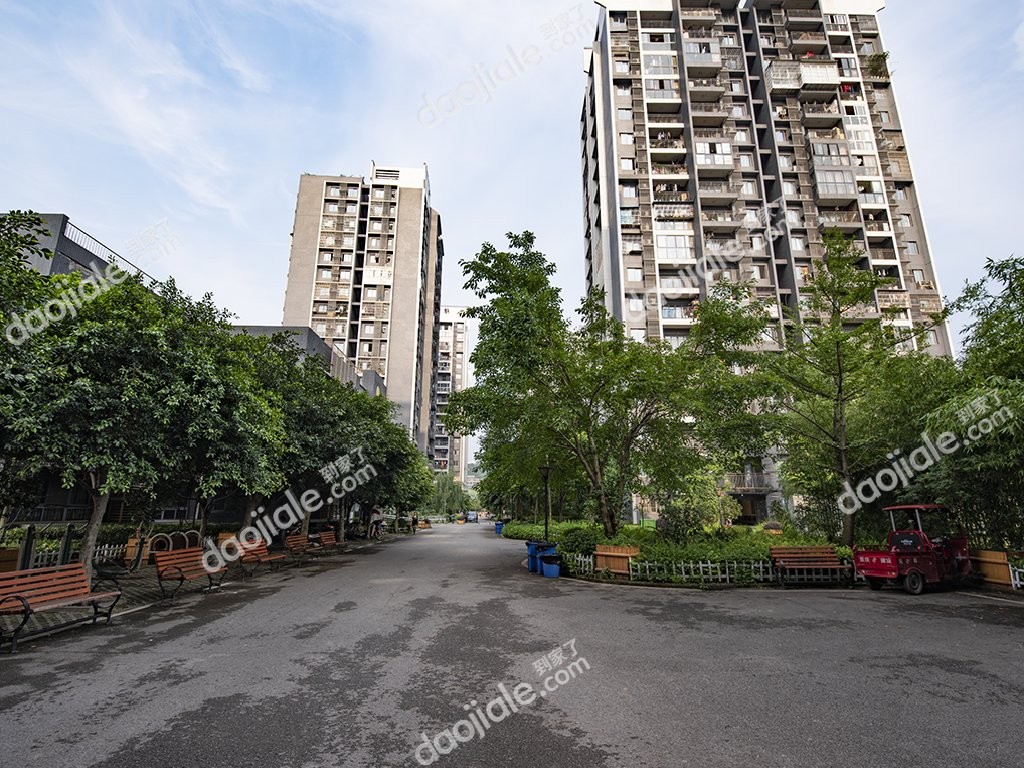 大渡口竹园小区二手房,大渡口区 竹园小区(大渡口)1房45万,首付约:17.